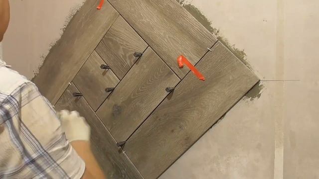 УКЛАДКА КЕРАМОГРАНИТА на СТЕНУ своими руками. Сложно, но БЫСТРО. смотреть онлайн