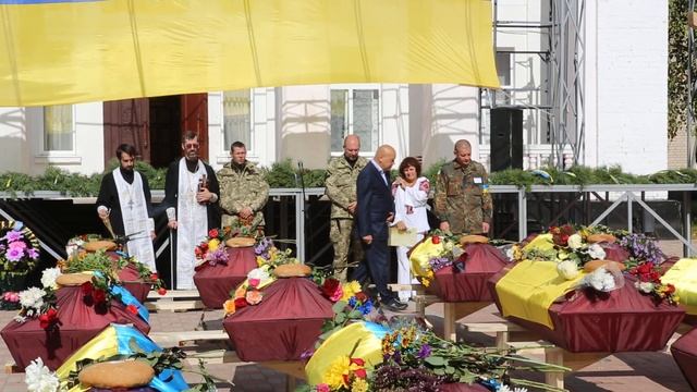 Слава Героям! Старобільськ 01.10.2014 р. смотреть онлайн