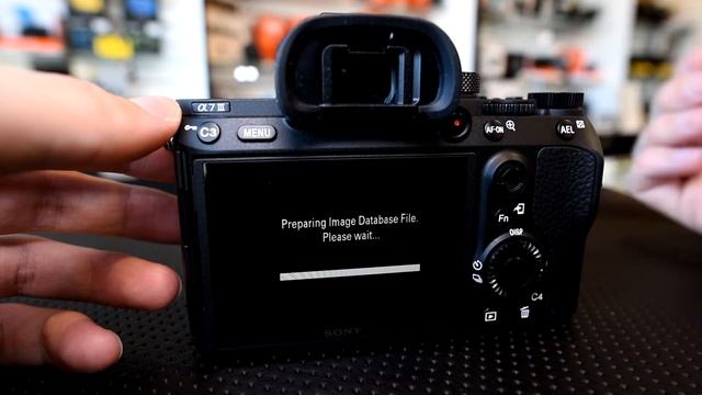 Sony Alpha A7 III Hands-On and Opinion смотреть онлайн