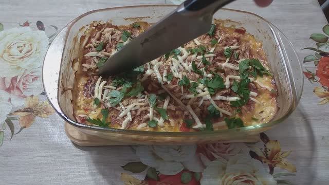 Запеканка с фаршем и кабачком. Очень сытно и быстро получается! смотреть онлайн