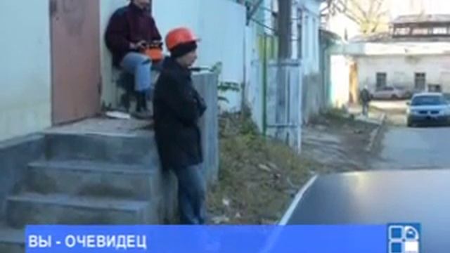 По улице Армянской водители грузовиков паркуются прямо на проезжей части смотреть онлайн