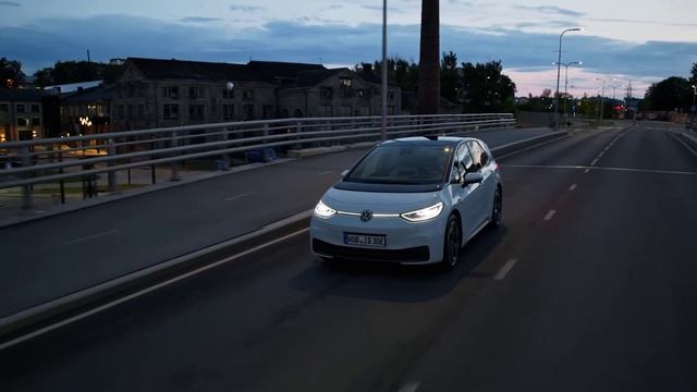 10 Cheapest Electric Cars W/ Good Performance | From $9,000