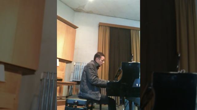 Knocking on heaven's door Piano and voice смотреть онлайн