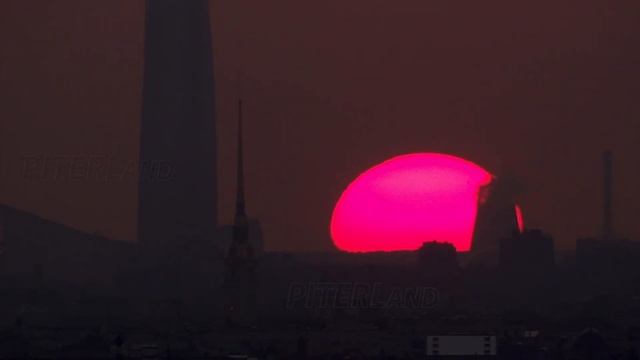 Обалденный закат солнца в Санкт-Петербурге 16 августа 2022 смотреть онлайн