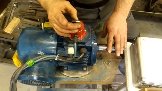 Фрезер для шпон пазов на токарный станок смотреть онлайн