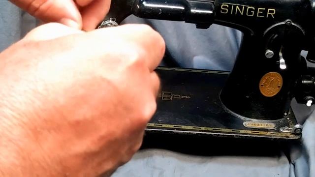 How To Install Needle Clamp on Vintage Singer 201 Sewing Machine смотреть онлайн