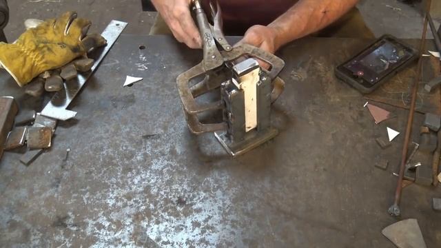 The Guillotine tool or Smithing Magician. - blacksmithing tools смотреть онлайн