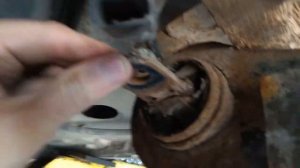 Простая замена сайлентблока  заднего продольного рычага.