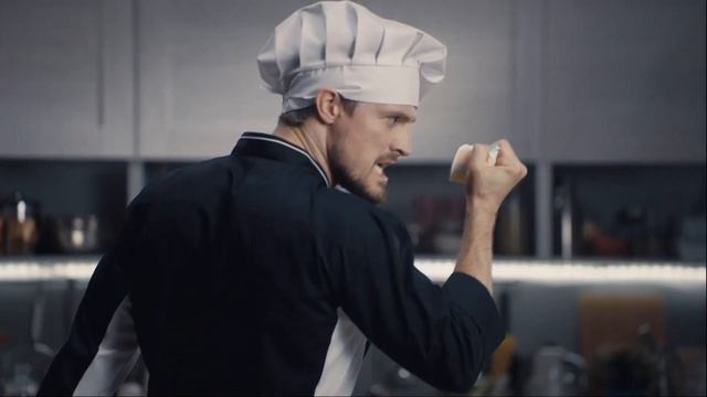 А вы бы хотели себе Kenwood Cooking Chef? / Кухонная машина, с которой возможно все!!! смотреть онлайн