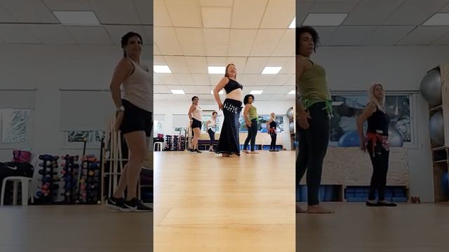 Belly dance workout. Basic steps & movements | Урок Танца живота. Основные шаги и комбинации | ריקו смотреть онлайн