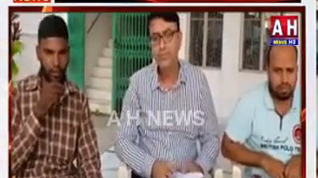 Attack on Syed Pasha and Meer Hamed Ali by communal elements. смотреть онлайн