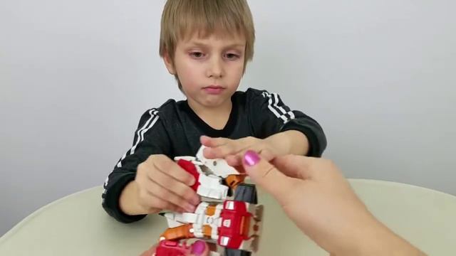 Робот ТРАНСФОРМЕР превращается в  самолет Transformers Silverbolt By Hasbro