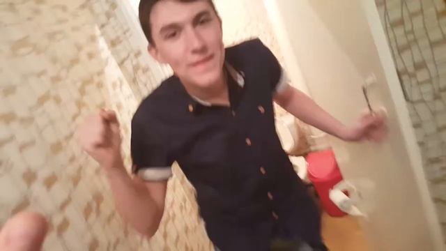 Новогодние посиделки (пьяный в хлам часть 2) смотреть онлайн