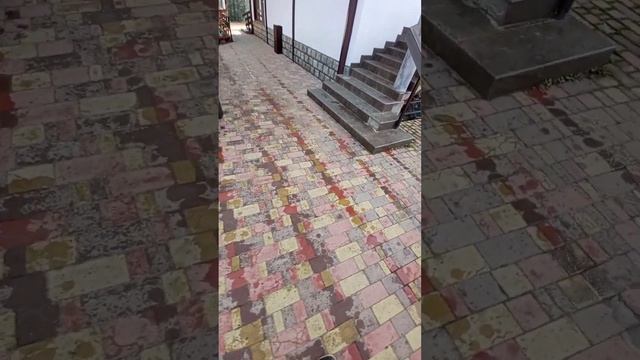 Конденсат под навесом. Навес из монолитного профилированного поликарбоната. смотреть онлайн