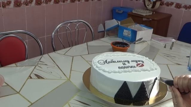 Торт Сникерс для Мужчины от любящей семьи смотреть онлайн