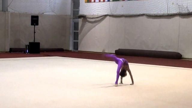 Художественная гимнастика Аскаркызы Айнаш 2005 г.wmv