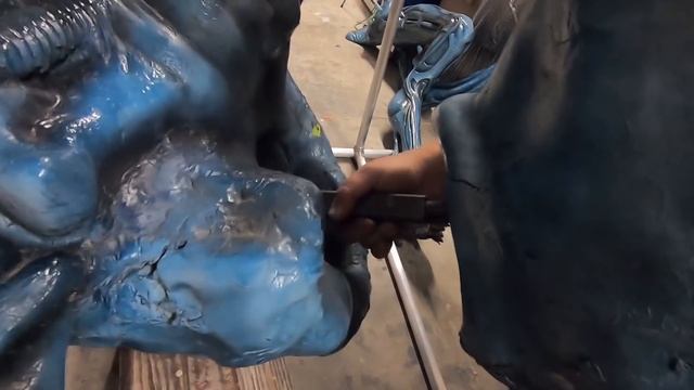 Odin Makes: Alien Queen At LA Comic Con