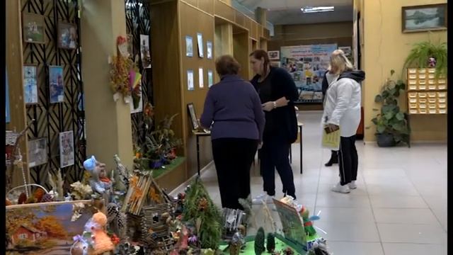 В Заречном подвели итоги конкурса поделок «Дары осени» смотреть онлайн