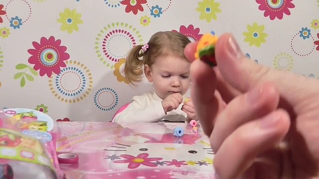 Шопкинсы игровой набор игрушек корзинки с сюрпризами Shopkins surprise toys unboxing смотреть онлайн