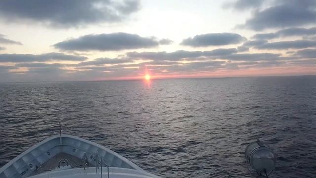 Просто закат посреди Атлантики смотреть онлайн