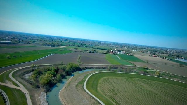 April FPV Mid Range - ELRS - Darwin129 смотреть онлайн