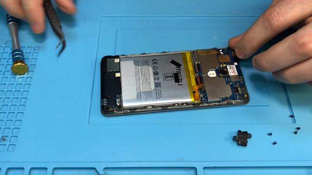 Meizu m3s - полная разборка / complete disassembly смотреть онлайн