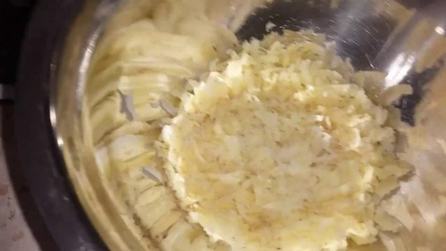 Классический салат селёдка под шубой с чудодейственной приправой . смотреть онлайн