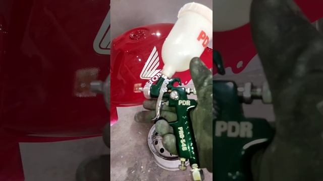 Pintura em tanque de moto смотреть онлайн