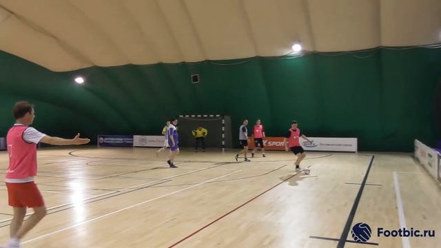 FOOTBIC.RU. Видеообзор 10.08.2017 (Метро Марьина Роща). Любительский футбол смотреть онлайн