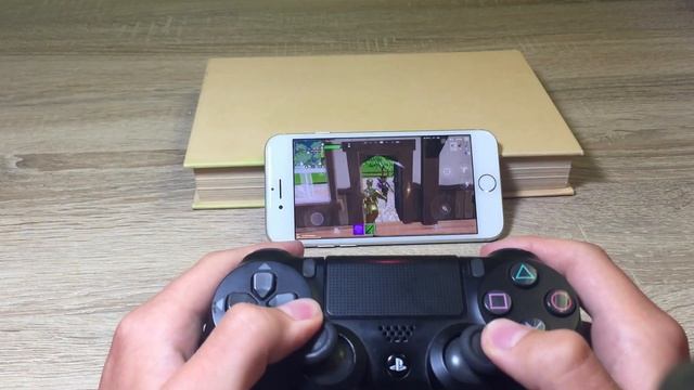 HOW TO CONNECT CONTROLLER TO AN iPHONE!? (iPhone 7), (Fortnite), (2020). смотреть онлайн