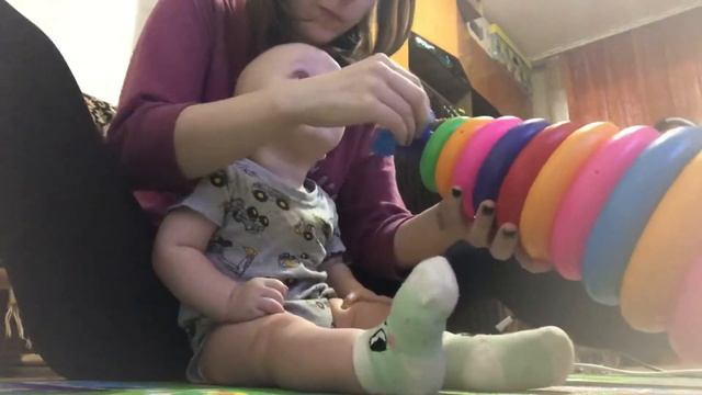 Подарки под подушку | Нам 8 месяцев ?? смотреть онлайн