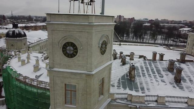 Пуск курантов на Часовой башне Гатчинского дворца смотреть онлайн