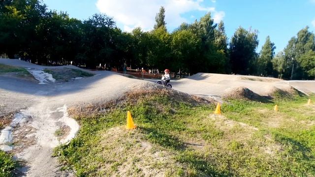 Велоспорт / беговел / первые соревнования /спорт смотреть онлайн