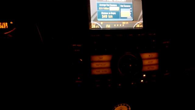 Infiniti FX 35 Реальный расход по трассе смотреть онлайн