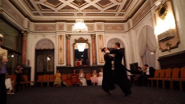 BALL LONDON. Средневековый бал смотреть онлайн
