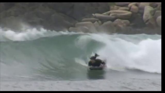 Musica Surfica Surf Mat Riding Footage смотреть онлайн