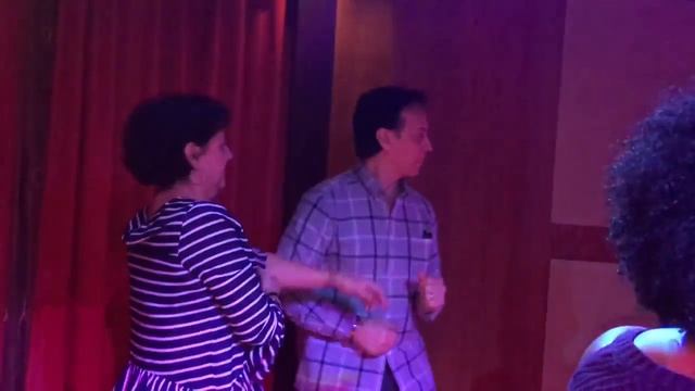 ?ANTHEM OF THE SEAS NIGHT CLUB DANCING ENTERTAINMENT ?