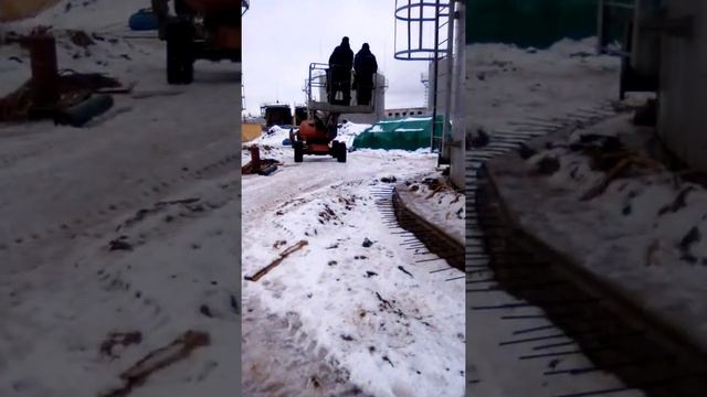 Сланцы на работе. смотреть онлайн
