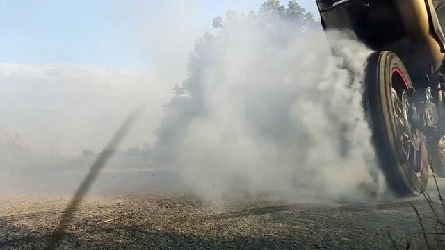 Yamaha xt660x burnout смотреть онлайн