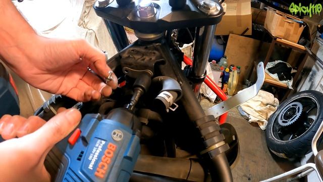 Changing Motorcycle Spark Plugs! - Yamaha XJ6 Diversion
