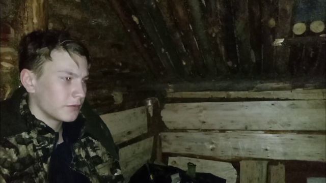 ПЕРВАЯ НОЧЁВКА В ЗЕМЛЯНКЕ | ИСПЫТАНИЕ ЗЕМЛЯНКИ ЗИМОЙ | ЛЕСНОЙ БЫТ смотреть онлайн