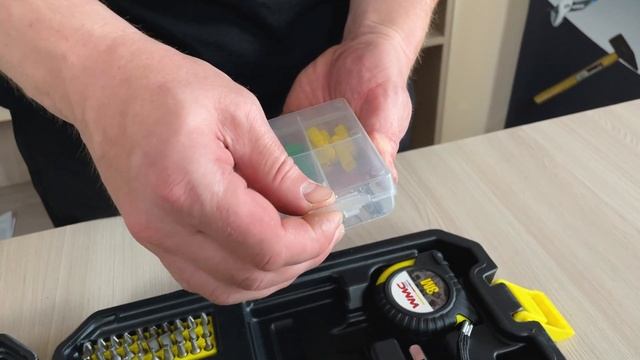 Универсальный набор для ремонтно-монтажных и электрических работ. Набор инструментов WMC-30108 4701 смотреть онлайн