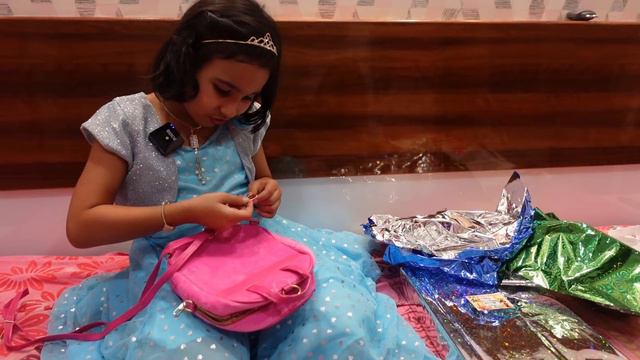 My 8th Birthday Gifts UNBOXING | #LearnWithPari смотреть онлайн