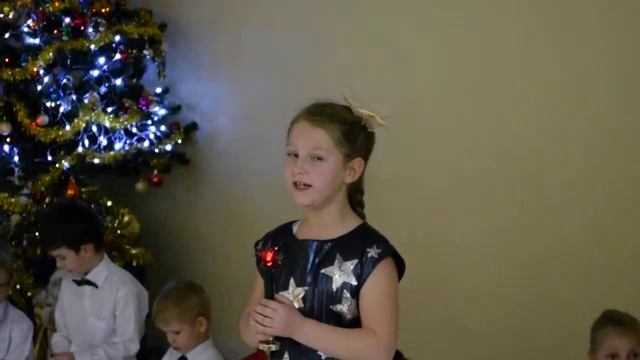 Откуда приходит Новый год, Усачев&Пинегин, солистка - Оля Худолева смотреть онлайн