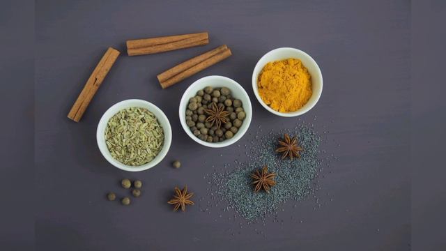 Вот почему нужно употреблять КУРКУМУ каждый день. Но ВАЖНО знать следующие правила #куркума #польза