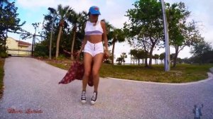 Девченка рыжая с Ростова на Дону...