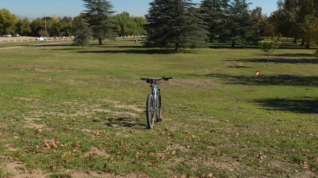 Most People Don't Know How Bikes Work смотреть онлайн