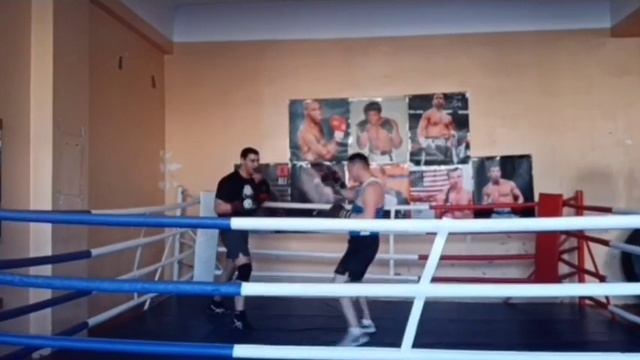 Бокс учебный спарринг... смотреть онлайн