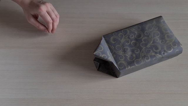 Как КРАСИВО УПАКОВАТЬ подарок в виде конфеты (на любой праздник) смотреть онлайн