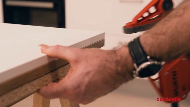 Changement de porte de réfrigérateur combiné intégrable | Gamme Start Cuisinella смотреть онлайн